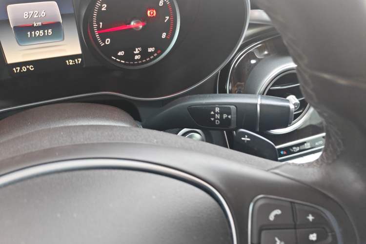 Used Mercedes-Benz GLC 2017 GLC 260 4MATIC Luxury Model