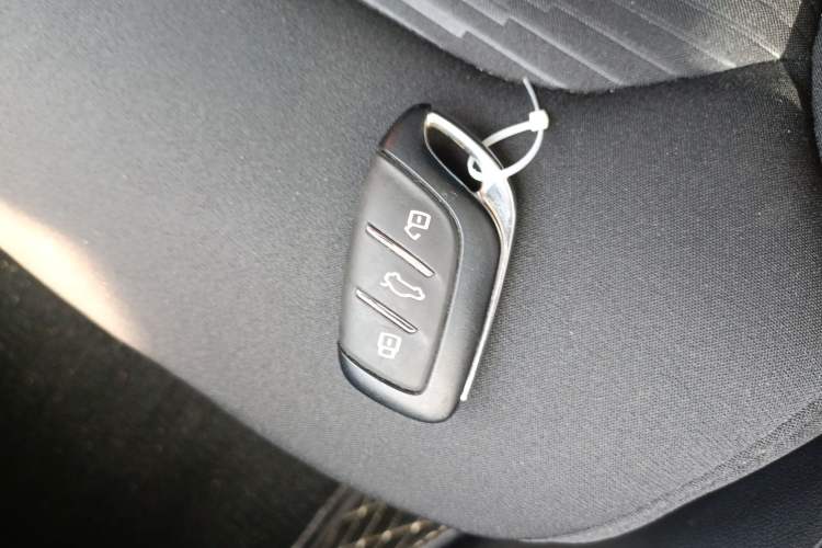 Used Roewe RX3 2021 PRO 1.6L CVT Elite Model