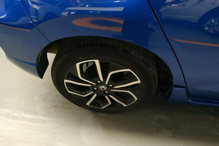 Used Honda LIFE 2021 1.5L CVT SPORT Heartbeat Edition Exterior 5