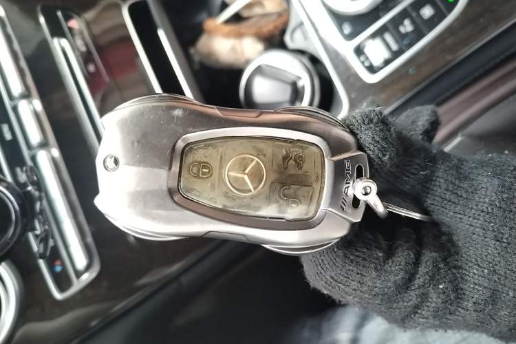 Used Mercedes-Benz GLC 2019 GLC 260 L 4MATIC Dynamic Model
