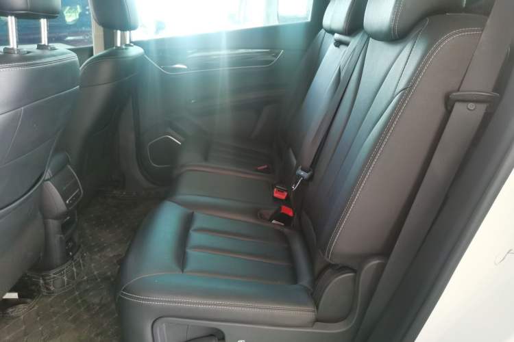 Used BYD Song MAX 2017 1.5T Manual Smart Connect Luxury 7-Seater