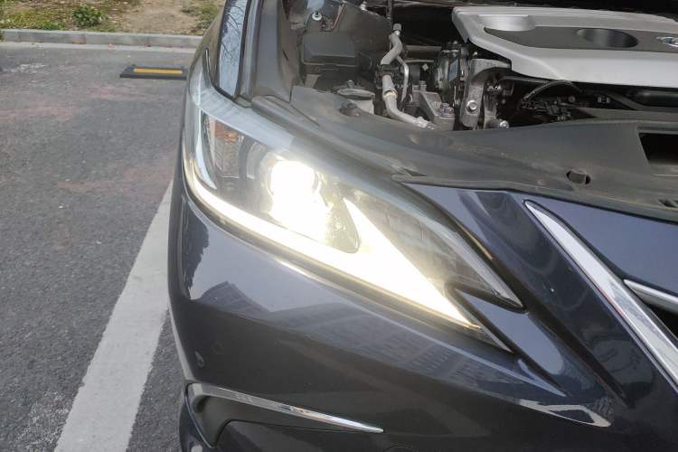 Used Lexus ES 2021 200 Excellence Edition
