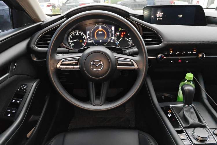 Used Mazda 3 Axela 2021 1.5L Automatic ZhiMei Edition
