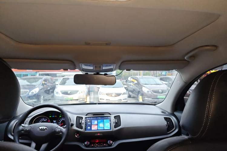 Used Kia Sportage R 2015 2.0L Automatic Two-Wheel Drive GLS Headliner