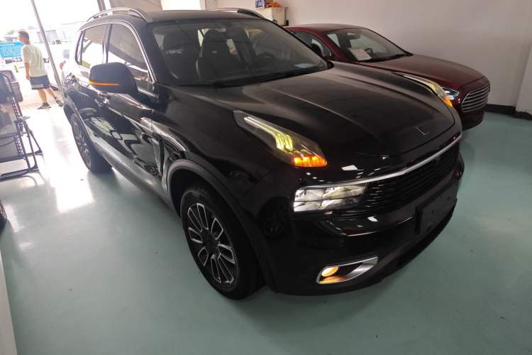 Used Lynk & Co 01 2020 2.0T Two-Wheel Drive Pure Pro Version China VI Standard
