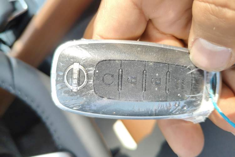 Used Nissan Pathfinder 2024 380 VC-TURBO Four-Wheel Drive Intelligent Driving Version 6 Seats Interior 1