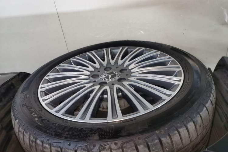 Used Mercedes-Benz E-Class 2023 Updated E 300 L Luxury Edition
