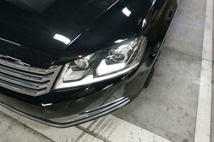 Used Volkswagen Magotan 2015 2.0 TSI Prestige Model Left Front Headlight