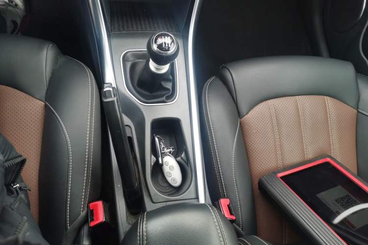 Used BYD Song 2017 Gaishi Upgrade Edition 1.5TI Manual Elite Model
