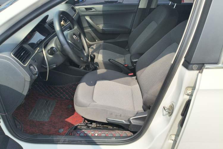 Used Volkswagen Santana 2016 1.4L Manual Fashion Edition