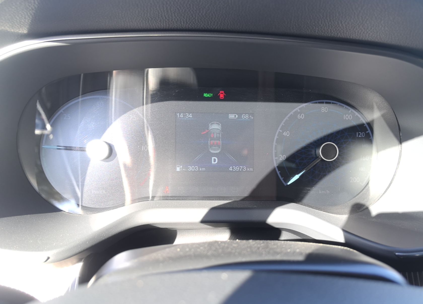 Hongqi E-QM5 2022 431 km Charge & Enjoy Edition — снимка 14