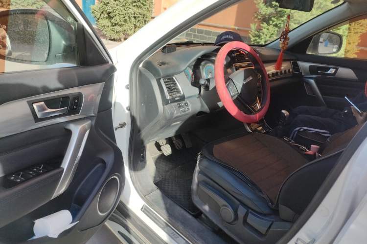 Used Haval H2 2017 Red-Label 1.5T Manual Two-Wheel Drive Luxury Model