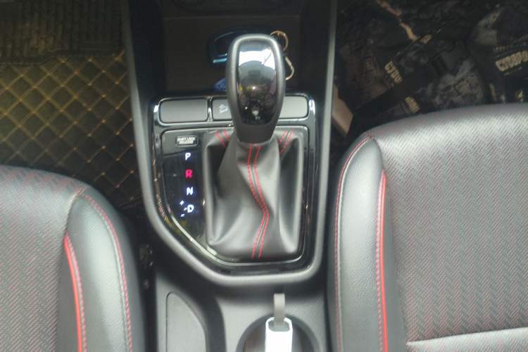 Used Hyundai ix25 2017 1.4T Automatic Smart Version
