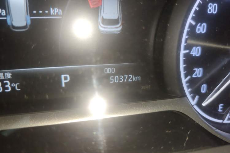 Used Toyota Harrier 2022 2.0L CVT Two-Wheel Drive Deluxe Edition Odometer Close Up