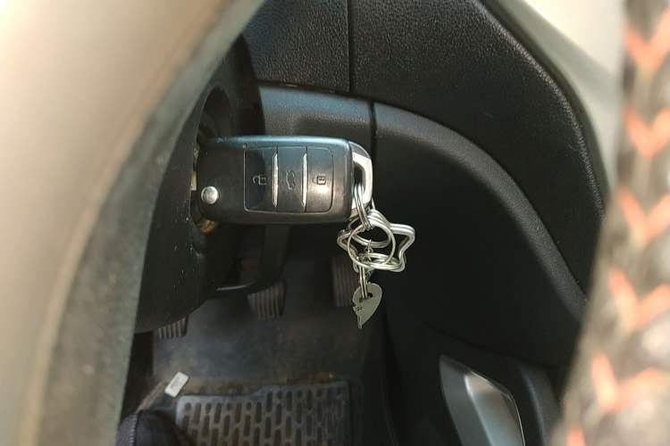 Used CHANGAN CS35 2014 1.6L Manual Luxury Model China IV Standard
