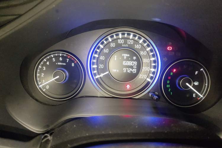 Used Honda Crider 2013 1.8L automatic luxury edition
