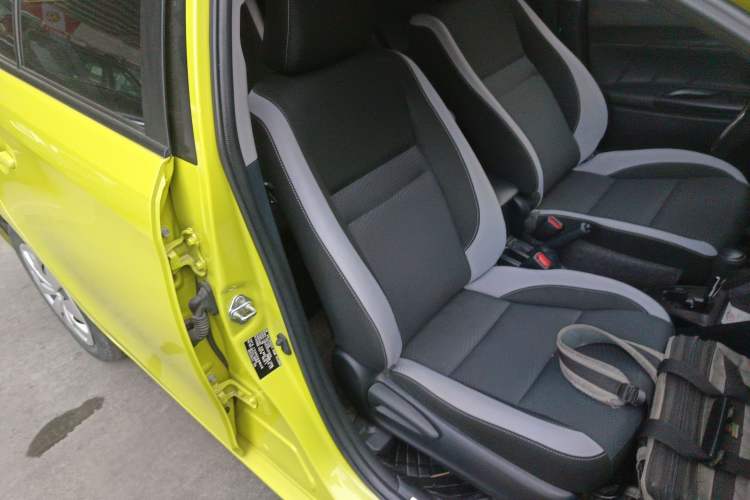 Used Toyota YARiS L Zhi Xuan 2020 1.5L CVT Leading Edition Right Front Seat