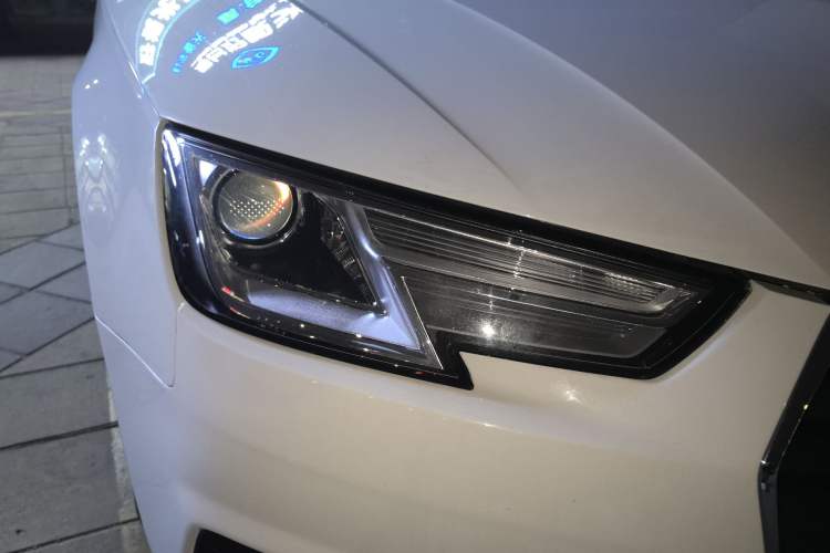 Used Audi A4L 2017 40 TFSI Ambition Edition