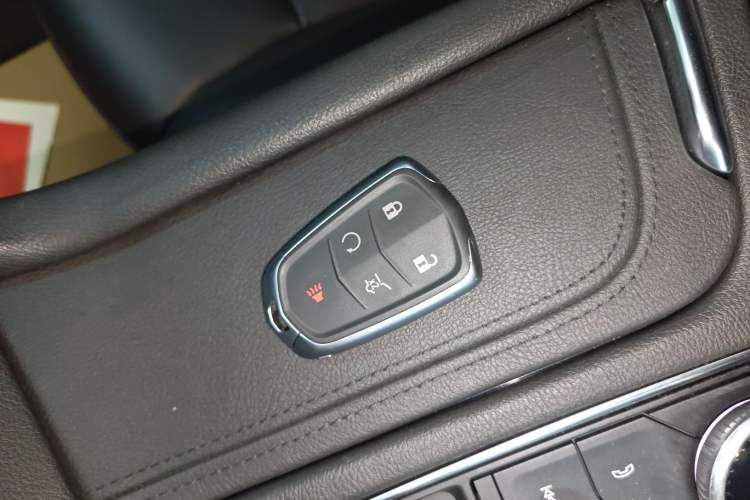 Used Cadillac XT5 2021 28T Luxury Model Vehicle Key