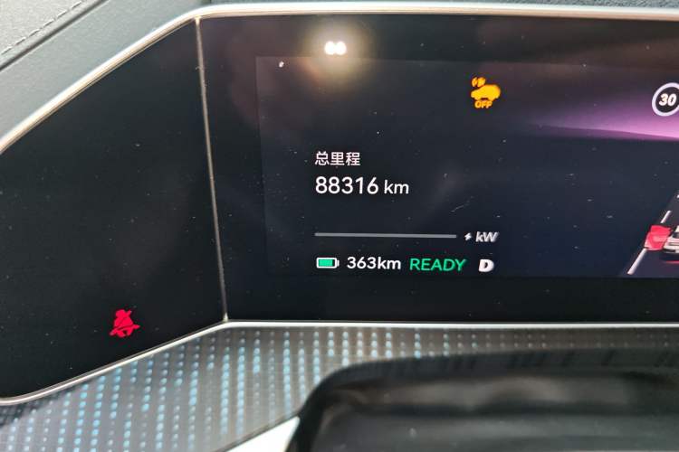 Used Zeekr 001 2021 Long-Range Dual-Motor WE Edition Odometer Close Up