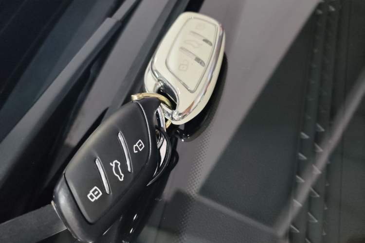 Used Roewe i6 MAX New Energy 2023 EV 420 Skyroof Special Edition