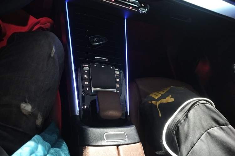 Used Mercedes-Benz GLB 2020 Facelift GLB 200 Fashion Edition Gear Lever