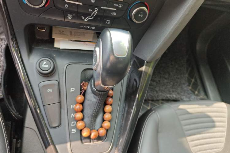 Used Ford Focus 2015 Hatchback EcoBoost 125 Automatic Supreme Style Edition
