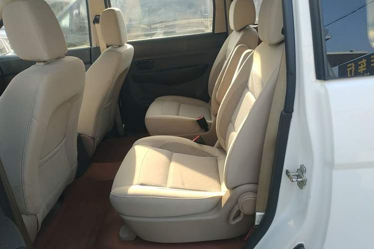 Used Wuling Hongguang 2014 1.5L S Standard Version
