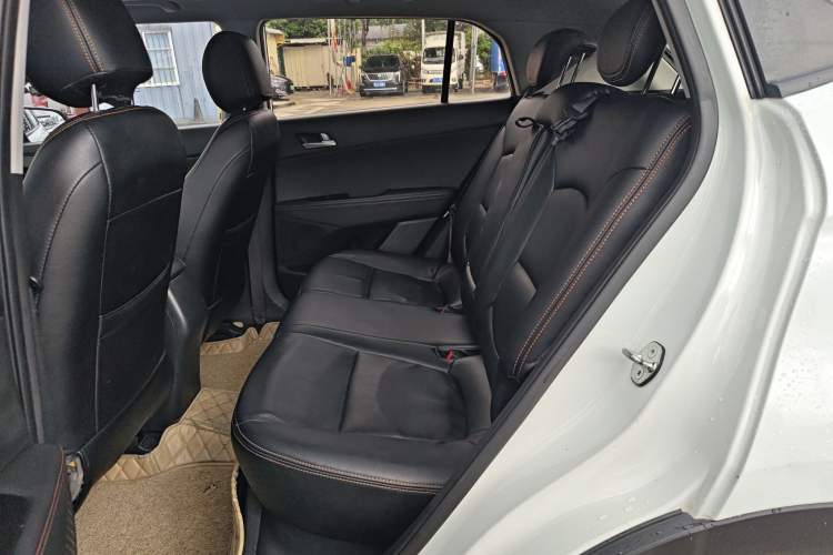 Used Hyundai ix25 2016 1.6T Dual-Clutch Two-Wheel Drive Smart GLS Model
