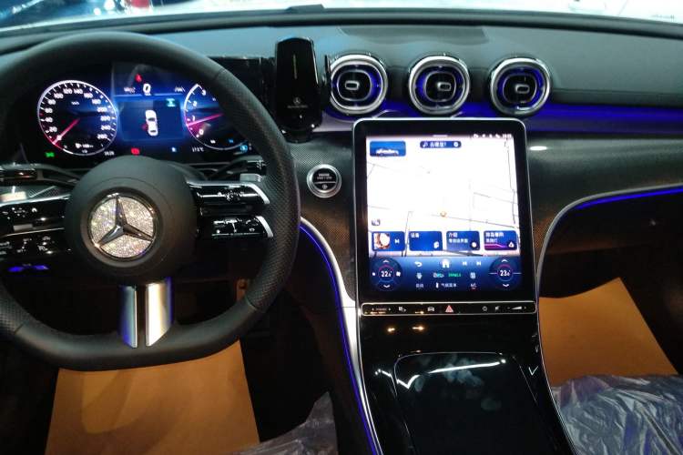 Used Mercedes-Benz C-Class 2025 Facelift C 260 L Sport Edition
