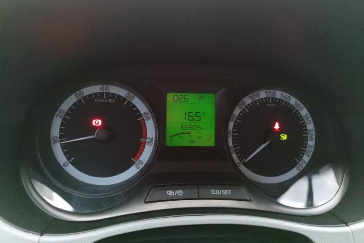 Used Skoda Fabia 2016 1.4L Automatic Car Enjoy Edition Instrument Cluster