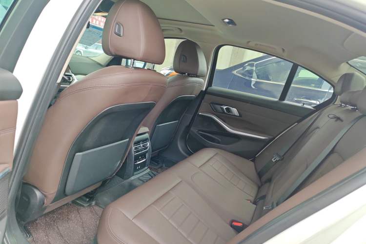 Used BMW 3 Series 2020 320i Sport Package
