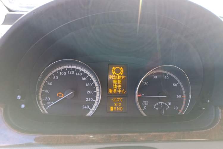 Used Mercedes-Benz Viano 2011 2.5L Prestige Edition
