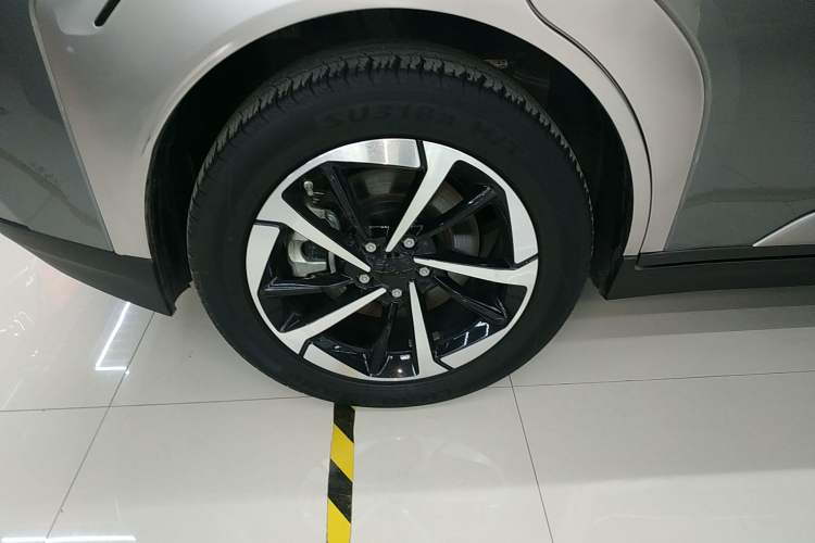 Used AION Y 2023 Plus 510 Smart Edition