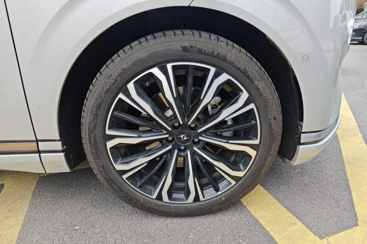 Used Dongfeng eπ eπ008 2026 Model Five-Seat Pure-Electric Ultra-Premium Edition
