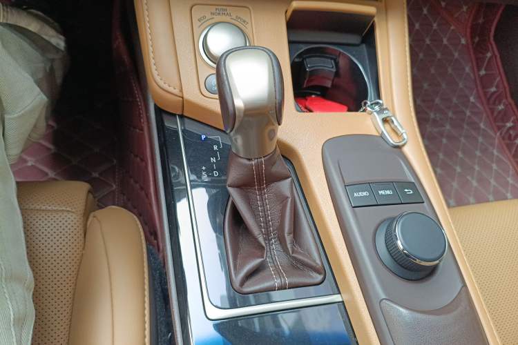 Used Lexus ES 2017 200 30th Anniversary Edition Gear Lever