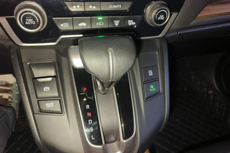 Used Honda CR-V 2021 240TURBO CVT 2WD Fashion Edition
