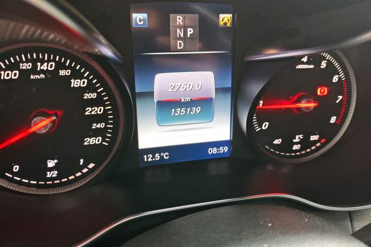 Used Mercedes-Benz GLC 2016 GLC 260 4MATIC Luxury Model