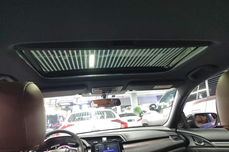 Used Honda Civic 2021 HATCHBACK 220TURBO CVT Trendy Cool Edition Headliner