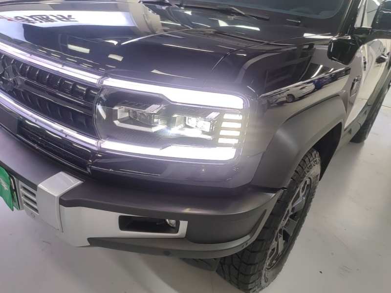 Used Formula Leopard 5 2023 Navigator Edition — 23