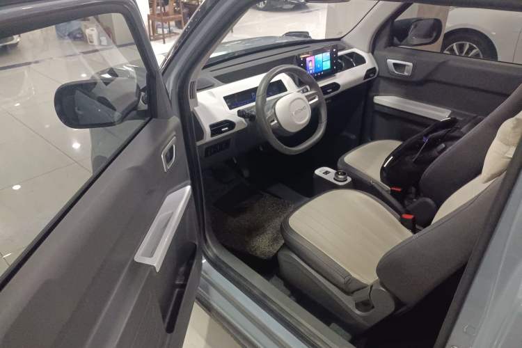 Used Geely Galaxy Panda 2024 200km Panda Kart Driver Seat