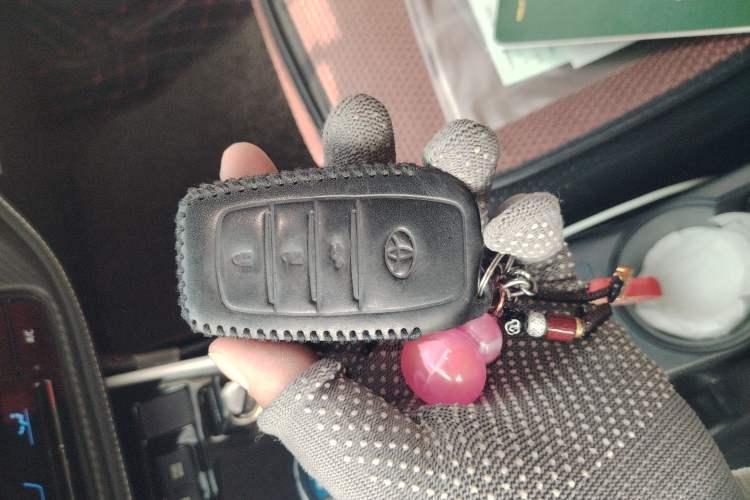 Used Toyota Levin 2017 Revised Dual-Engine 1.8H GS E-CVT Elite Sunroof Version China V Standard