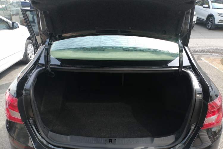 Used Buick GT 2016 15N Automatic Elite Edition Trunk