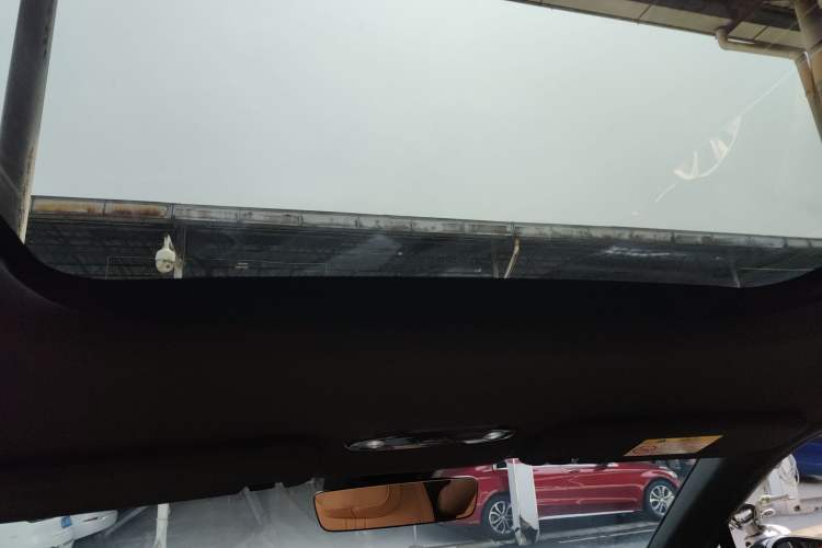 Used Geely Galaxy L7 2024 1.5T 115 km PLUS Dragon Edition Headliner