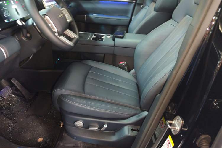 Used Formula Leopard Tai 7 2025 Model 200 km Two-Wheel Drive Max Edition