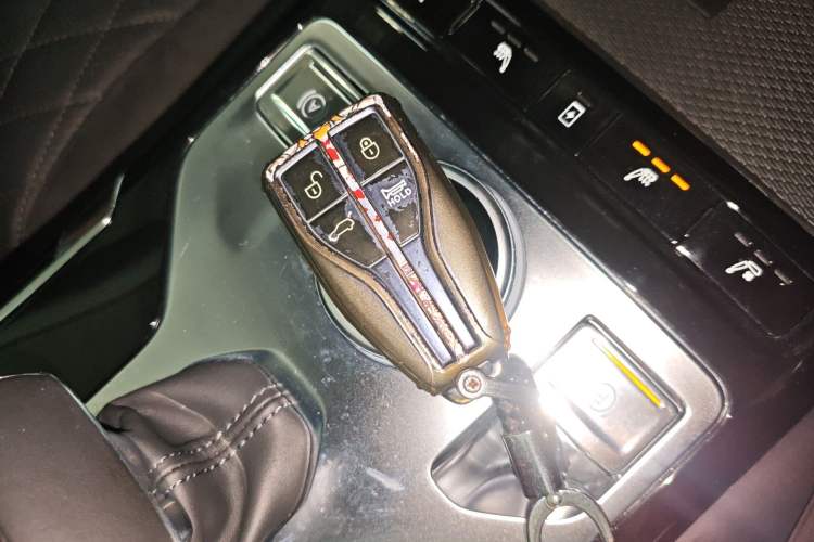 Used Hongqi HS5 2019 2.0T Smart Connect Flagship Edition Vehicle Key