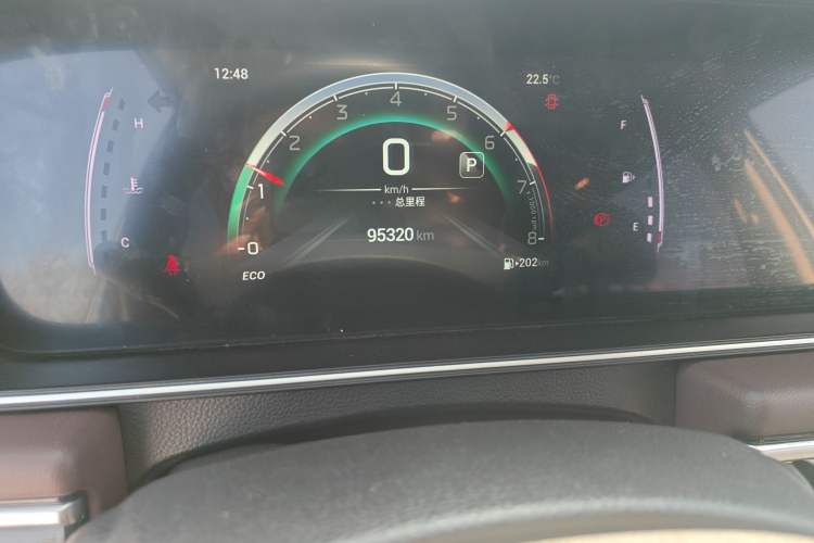 Used GAC Trumpchi M6 2023 PRO 270T DCT Luxury Edition Odometer Close Up