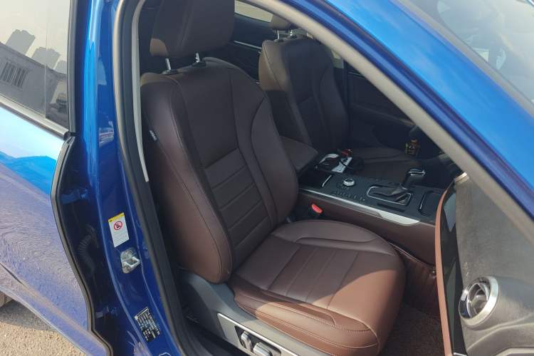 Used Wey VV5 2017 2.0T Ultra-Luxury Version