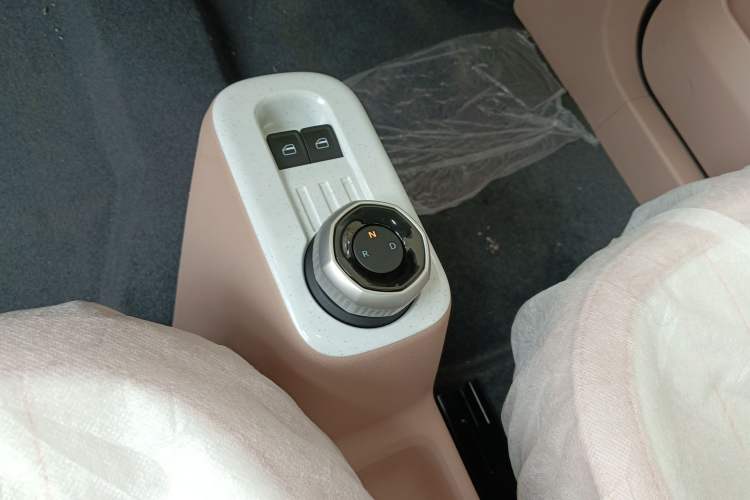 Used Geely Galaxy Panda 2024 Panda Mini 200km Endurance Bear