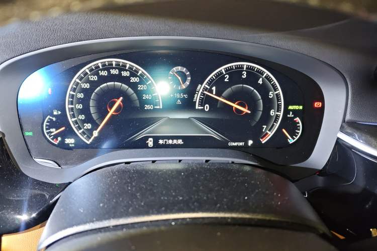 Used BMW 5 Series 2019 530Li Leading Model M Sport Package
